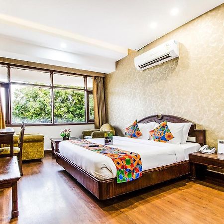 Fabhotel Le Monarque Chandīgarh Esterno foto