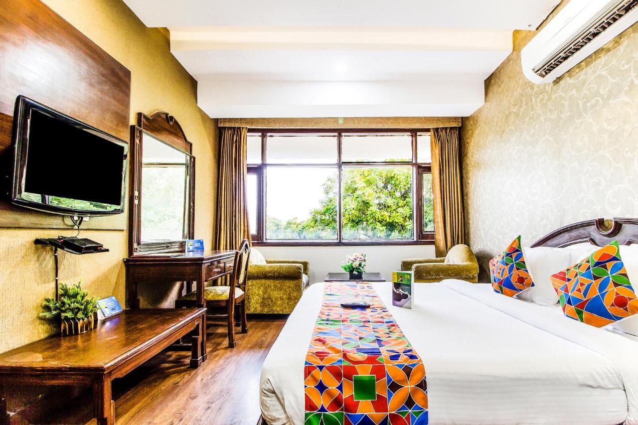 Fabhotel Le Monarque Chandīgarh Esterno foto