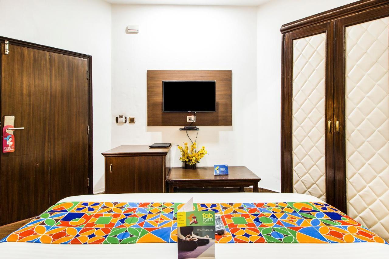 Fabhotel Le Monarque Chandīgarh Esterno foto