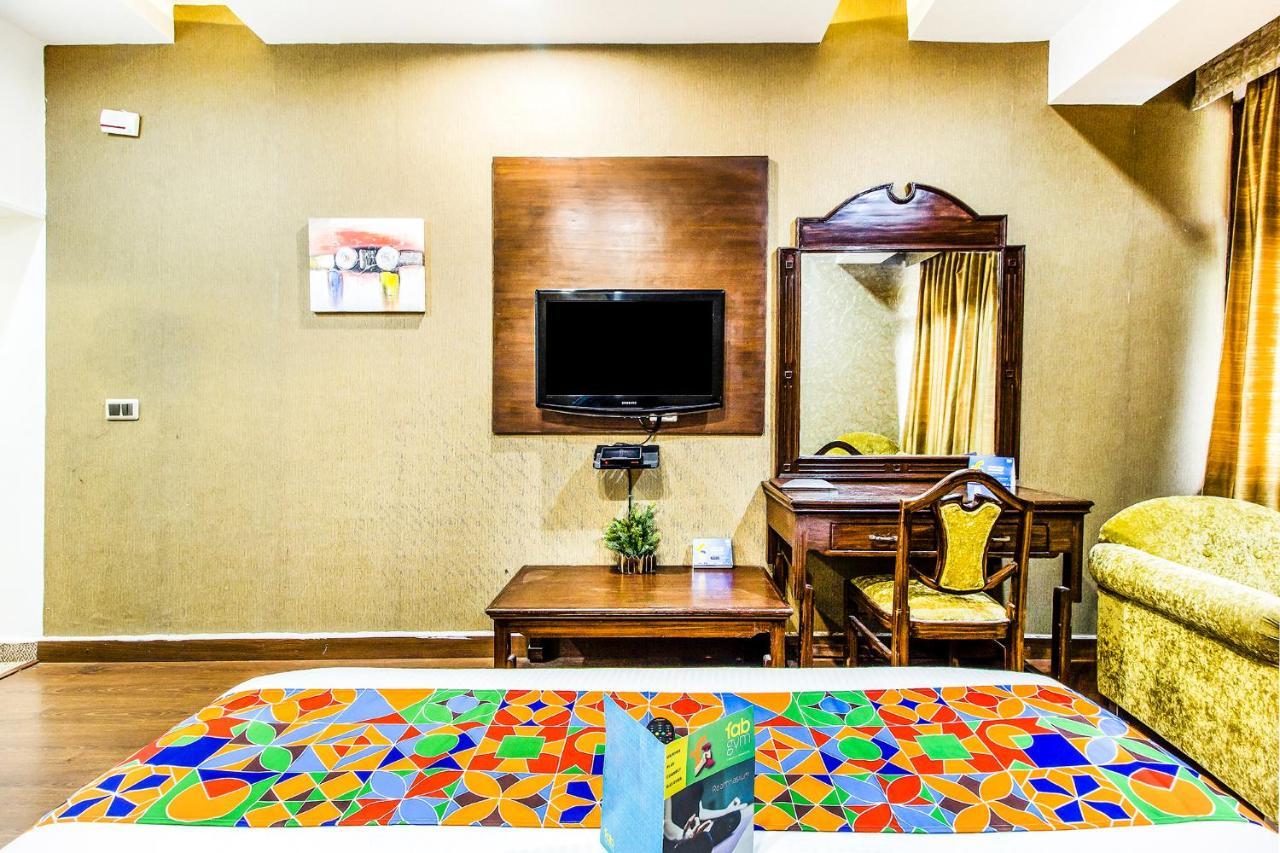 Fabhotel Le Monarque Chandīgarh Esterno foto